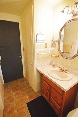23 N Hood St, Springfield, MA 01109 photo 13