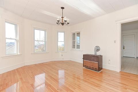 71 Francis St, Worcester, MA 01606 photo 22