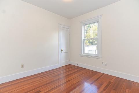 71 Francis St, Worcester, MA 01606 photo 15