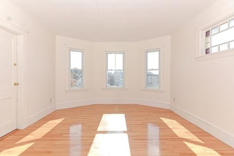 71 Francis St, Worcester, MA 01606 photo 9