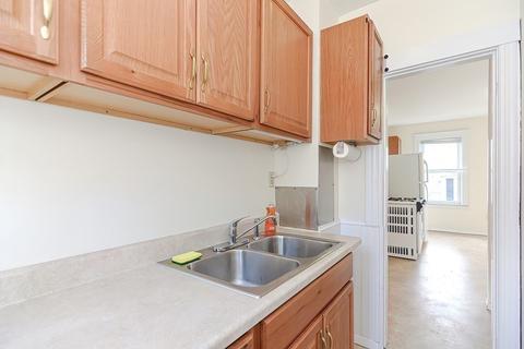 71 Francis St, Worcester, MA 01606 photo 11