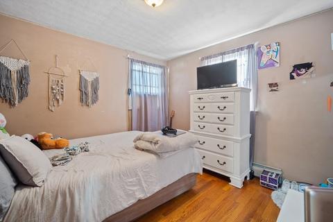 47 Phillips Ave, Springfield, MA 01119 photo 14