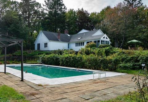 128 Dudley Rd, Sutton, MA 01590 photo 2