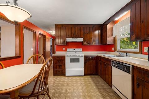 20 Colburn Rd, Reading, MA 01867 photo 13