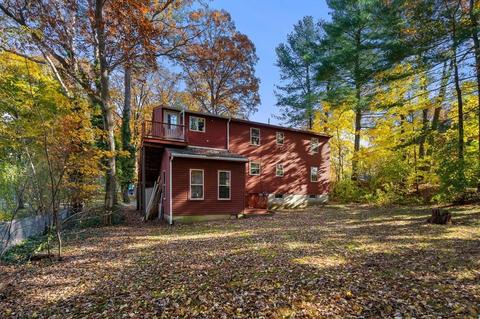 20 Colburn Rd, Reading, MA 01867 photo 3