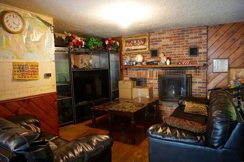 44 Reed St, Worcester, MA 01602 photo 2