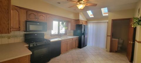 23 Swan St, Everett, MA 02149 photo 5