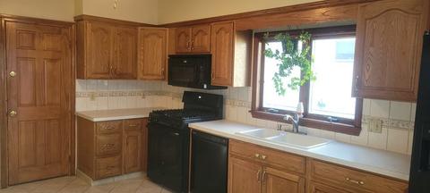 23 Swan St, Everett, MA 02149 photo 3