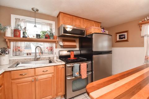 61 Arthur St, Springfield, MA 01104 photo 10