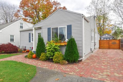 61 Arthur St, Springfield, MA 01104 photo 3