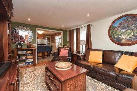 61 Arthur St, Springfield, MA 01104 photo 4