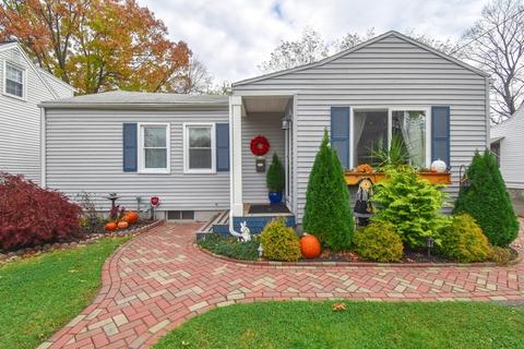 61 Arthur St, Springfield, MA 01104 photo 1