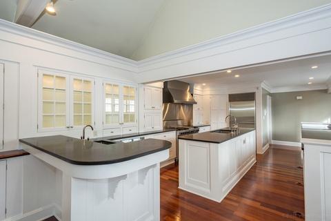 18 Norfolk St, Dedham, MA 02026 photo 6