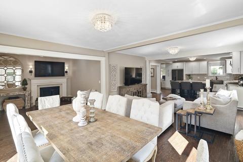 293 West St, Reading, MA 01867 photo 6