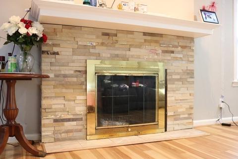 1189 Bradley Rd, Springfield, MA 01118 photo 2