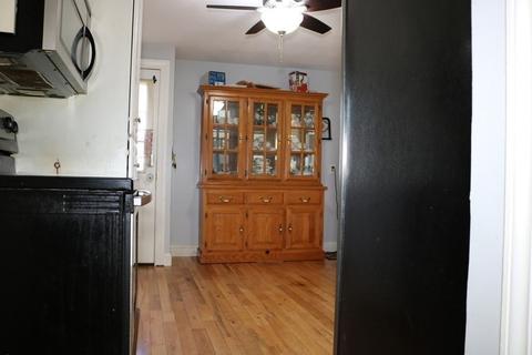 1189 Bradley Rd, Springfield, MA 01118 photo 6