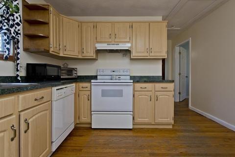129 Eddy St, Springfield, MA 01104 photo 14