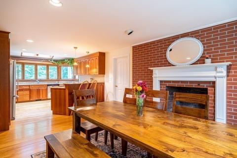 7 Crest Dr, Dover, MA 02030 photo 5