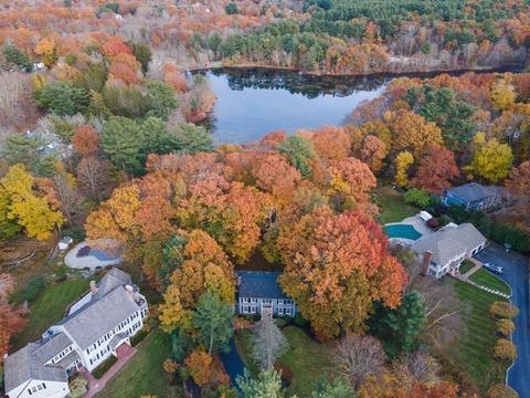8 Fulling Mill Ln, Hingham, MA 02043 photo 2