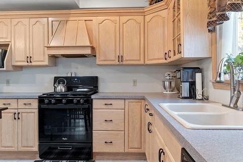 29 Henry St, Everett, MA 02149 photo 6