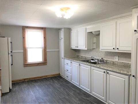 357 Hampden St, Chicopee, MA 01013 photo 6