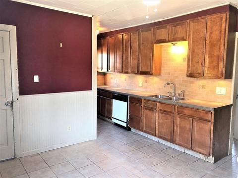 357 Hampden St, Chicopee, MA 01013 photo 23
