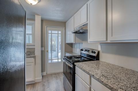 145 Holyoke St, Easthampton, MA 01027 photo 3