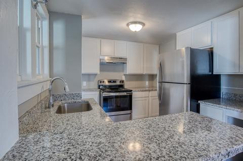145 Holyoke St, Easthampton, MA 01027 photo 4