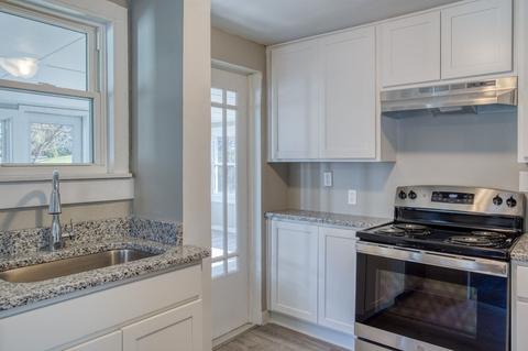 145 Holyoke St, Easthampton, MA 01027 photo 5