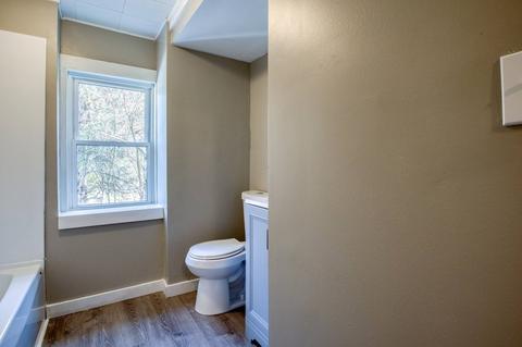 145 Holyoke St, Easthampton, MA 01027 photo 14