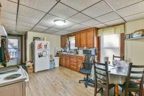 27 Harris St, Webster, MA 01570 photo 6