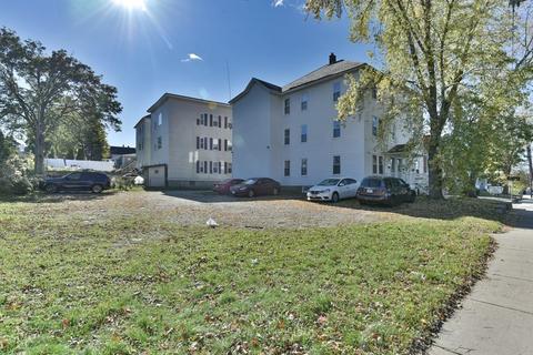 32 E Main St, Webster, MA 01570 photo 3