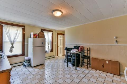 32 E Main St, Webster, MA 01570 photo 8