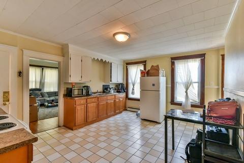 32 E Main St, Webster, MA 01570 photo 7