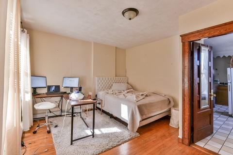 32 E Main St, Webster, MA 01570 photo 11
