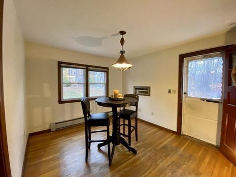 51 Main St, Upton, MA 01568 photo 2