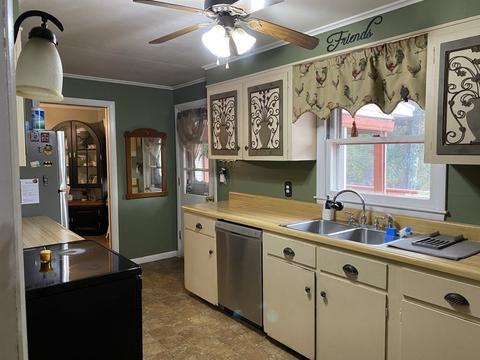 14 Highland St, Ware, MA 01082 photo 18