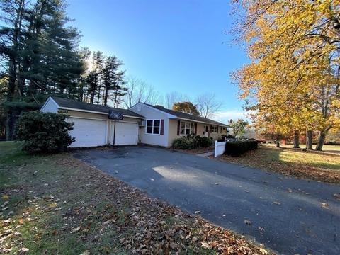 14 Highland St, Ware, MA 01082 photo 2
