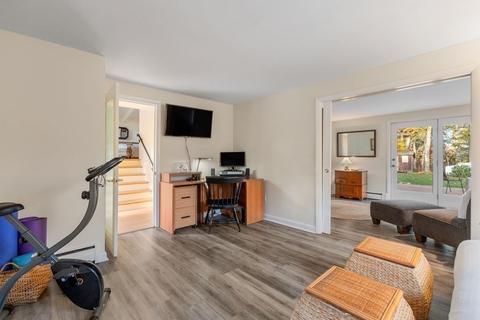 31 Walnut St, Millis, MA 02054 photo 14