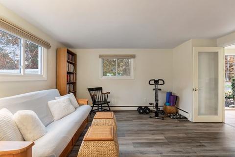 31 Walnut St, Millis, MA 02054 photo 13