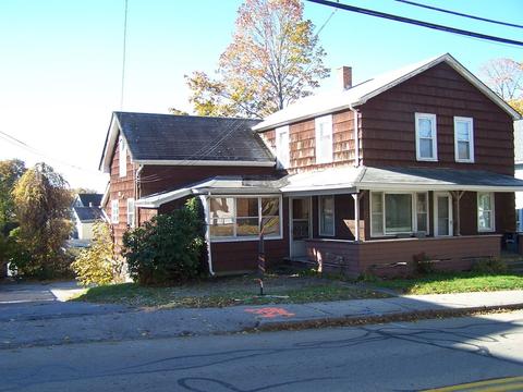 58 Lake St, Webster, MA 01570 photo 1