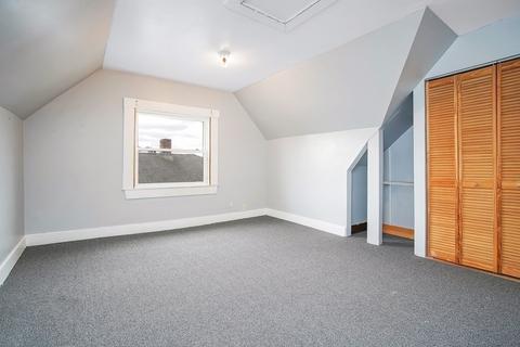 192 Northampton Ave, Springfield, MA 01109 photo 16