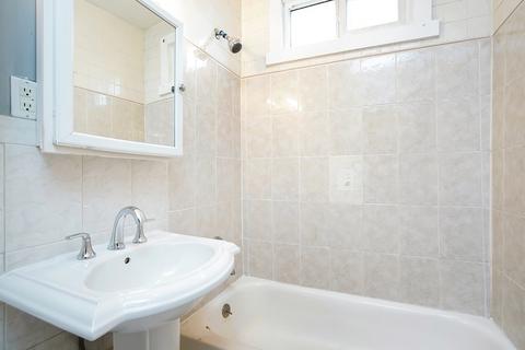 192 Northampton Ave, Springfield, MA 01109 photo 20