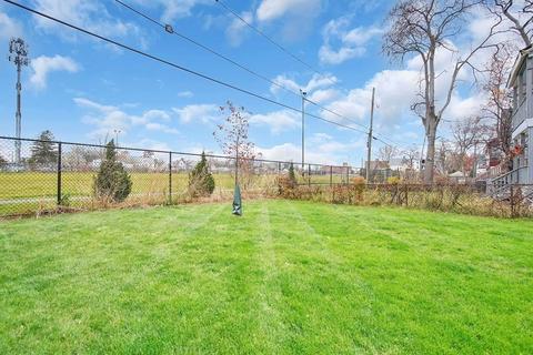 192 Northampton Ave, Springfield, MA 01109 photo 29