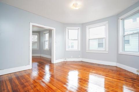 192 Northampton Ave, Springfield, MA 01109 photo 8