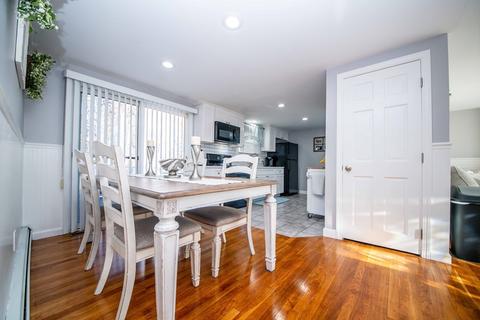 582 Nichols St, Fall River, MA 02720 photo 23