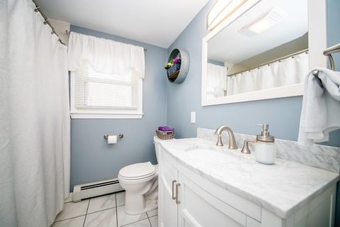 582 Nichols St, Fall River, MA 02720 photo 28
