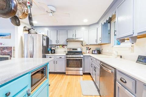 44 Leamington Ln, Mashpee, MA 02649 photo 5