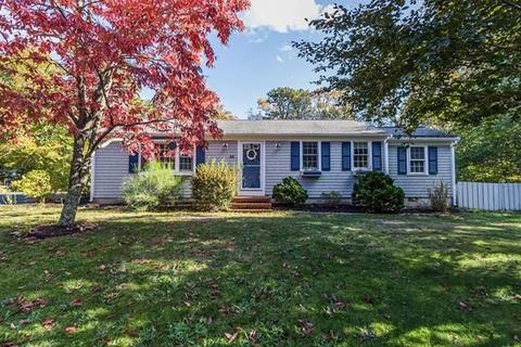 44 Leamington Ln, Mashpee, MA 02649 photo 1