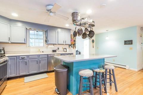 44 Leamington Ln, Mashpee, MA 02649 photo 6